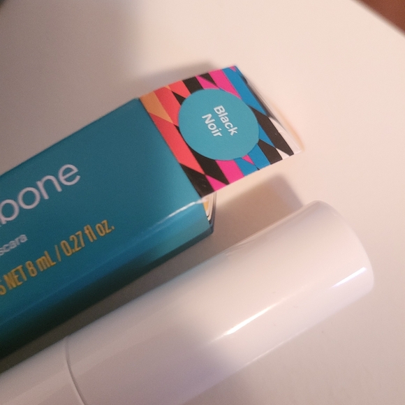 UPRISE MASCARA Cheekbone Beauty Black Full Size BNIB Brand New in Box Unused - Picture 10 of 13